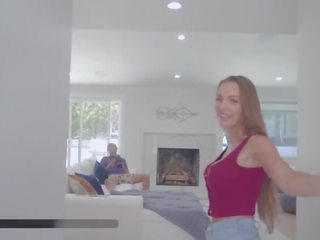 Να πάρει closer με abigail mac