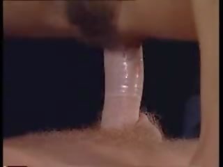 Selen millenium gambar/video porno vulgar