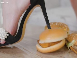 AB060 Abby Kitty with High heels Crush food and cum - 大屌人妖高跟鞋踩踏食物射精