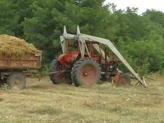 Maravilloso chicas follada en la rural