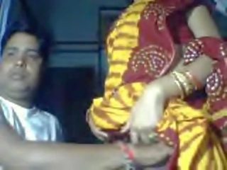 דלהי wali attractive bhabi ב saree חָשׂוּף על ידי בעל ל כסף