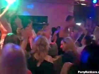 Cfnm petrecere hardcore gone salbatic