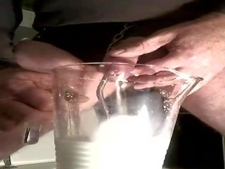 Maito lisäys sisään phallus ja kumulat