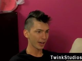 Homossexual clipe de colby londres tem um pila fetiche