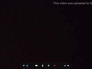 Paty no Skype mostrando a bucetinha