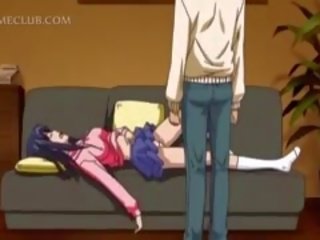 Armas anime armastaja näitamist alusrõivad üles tema väike seelik
