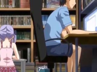 Malu anime patung dalam apron melompat craving zakar/batang dalam katil