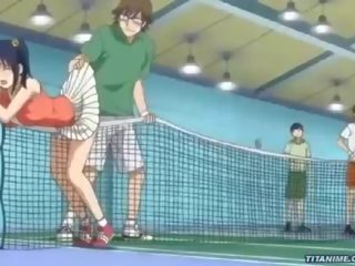 Desiring quần vợt tập luyện