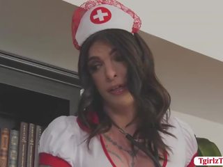 Tatovert sykepleier shemale chelsea marie misjonær anal x karakter film