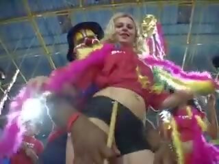 Carnaval Folia: Free Retro adult movie clip 67