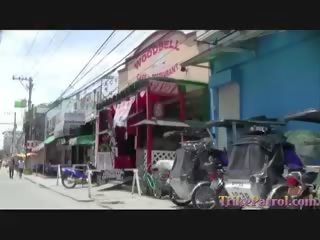 Aprótermetű filipina bártáncosnő baszik túrista -ban laza szálloda