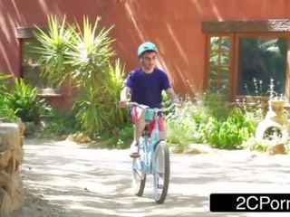 Sexiest Neighborhood MILF Veronica Avluv Fucking a guy Who Can't Ride a Bike